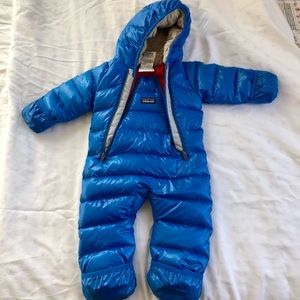 Beautiful Patagonia baby bunting. Runs 3-6/7 M